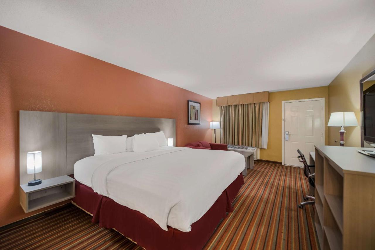 Surestay Hotel By Best Western Mt Pleasant Mount Pleasant Экстерьер фото