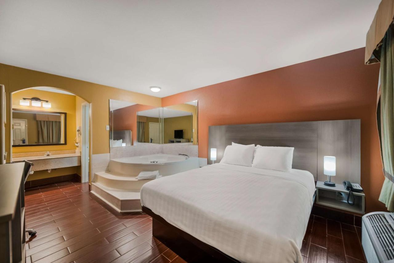 Surestay Hotel By Best Western Mt Pleasant Mount Pleasant Экстерьер фото